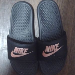 Nike slippers